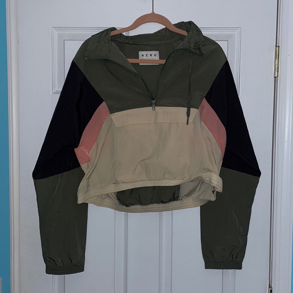 Women’s Aeropostale windbreaker - Picture 1 of 2
